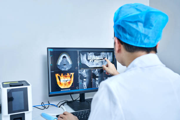 Best Orthodontic Emergency Dentist in Ferndale, MI